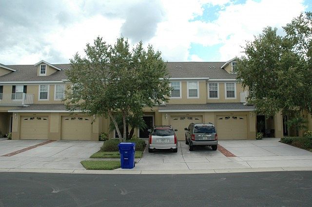 1st image of 2910 Grafton Dr