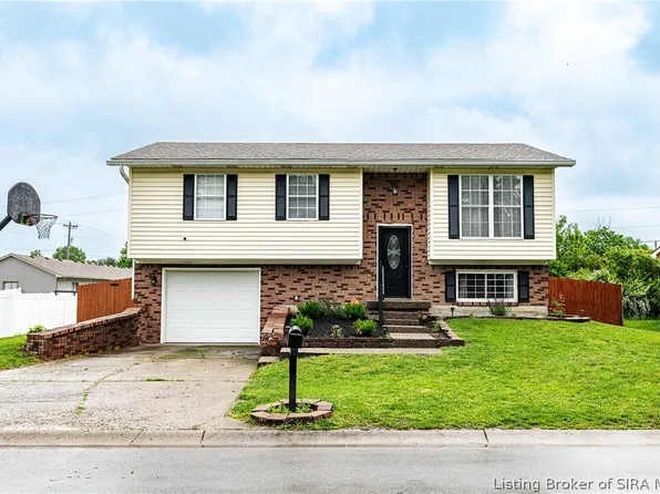 1010 Alabama Avenue, Sellersburg, IN 47172