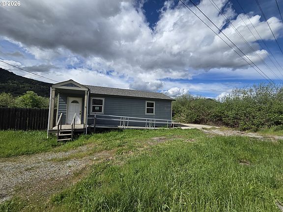 5th image of 340 E 6th Ave