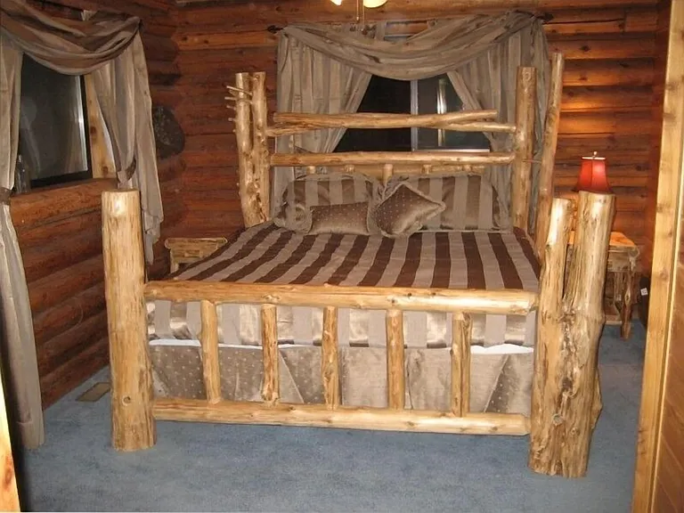 Master bedroom on main floor with ready access to spa level full bath.