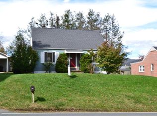 106 E Buck Mountain Rd, West Jefferson, NC 28694
