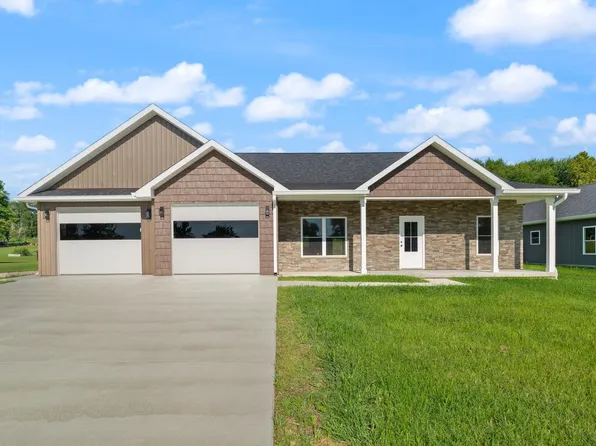 217 Poplar St, Loogootee, IN 47553