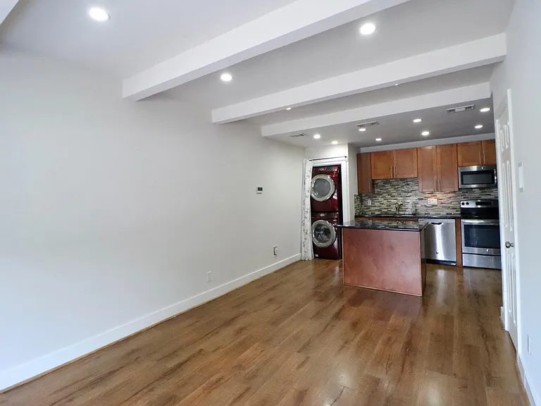5929 Queensloch Dr #122 — Photo 2