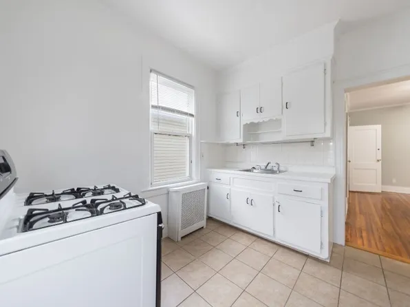 226-10 147th Avenue image 20 of 35