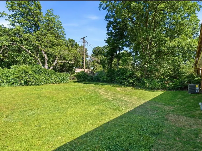 3823 S Indianapolis Ave — Photo 21