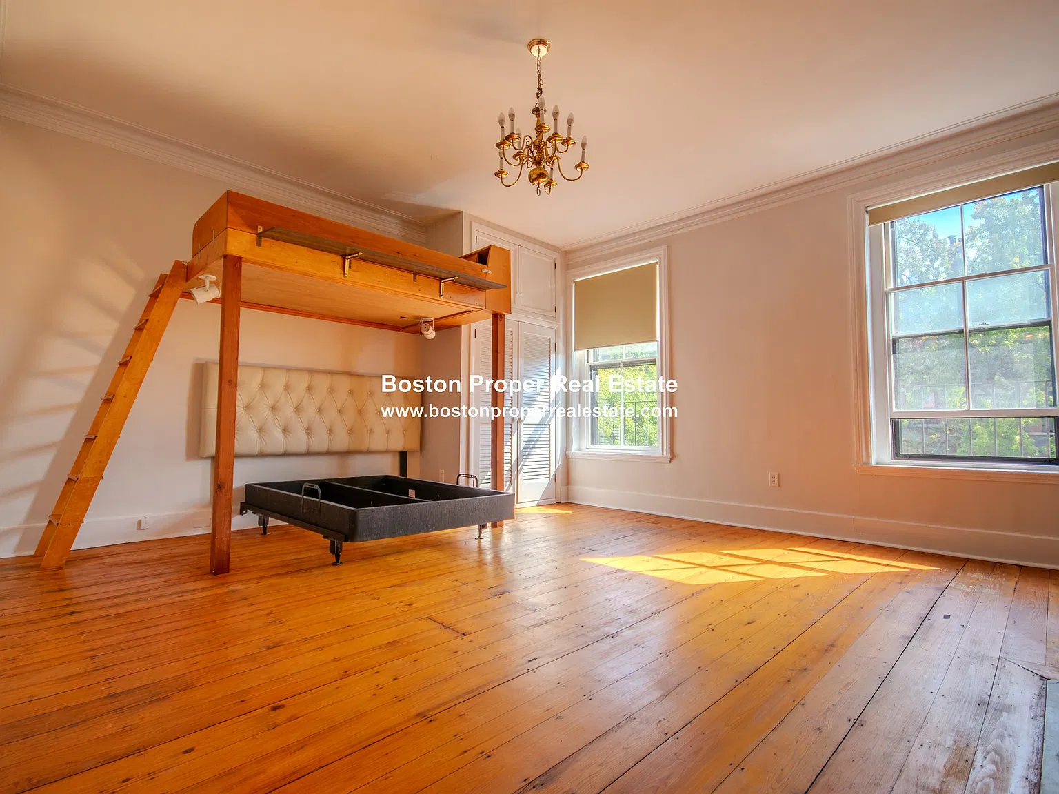 Studio, 400 sqft, $2,525 — Photo 2