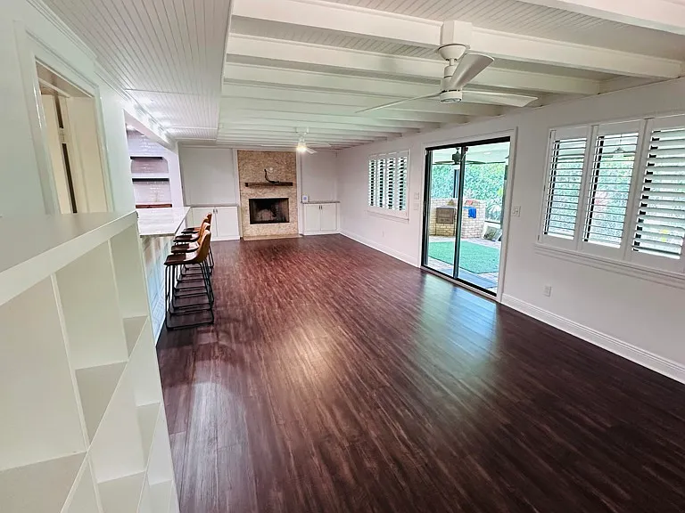 1056 Milano Dr — Photo 12