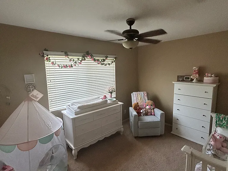 1412 E Gail Dr — Photo 8