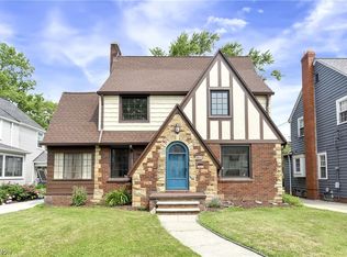 21250 Erie Rd, Rocky River, OH 44116