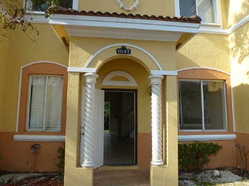 1st image of 1547 SE 24th Ct #226