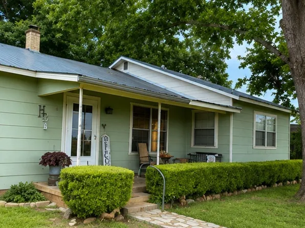 1132 Thiele Ln, Fredericksburg, TX 78624