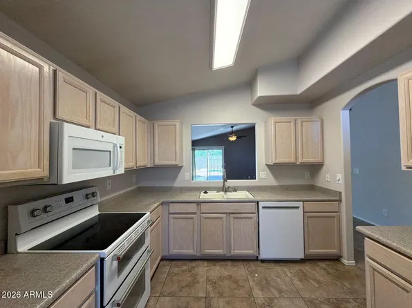 9148 W Canyon Dr, Peoria, AZ 85382