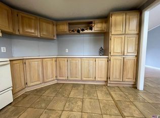 2300 Munson Dr, Slaughter, LA 70777