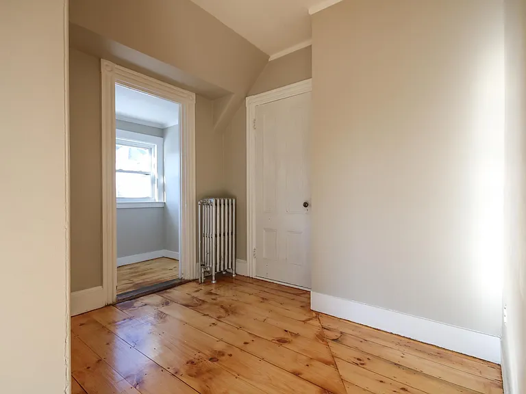 169 Glenwood Ave #2 — Photo 33