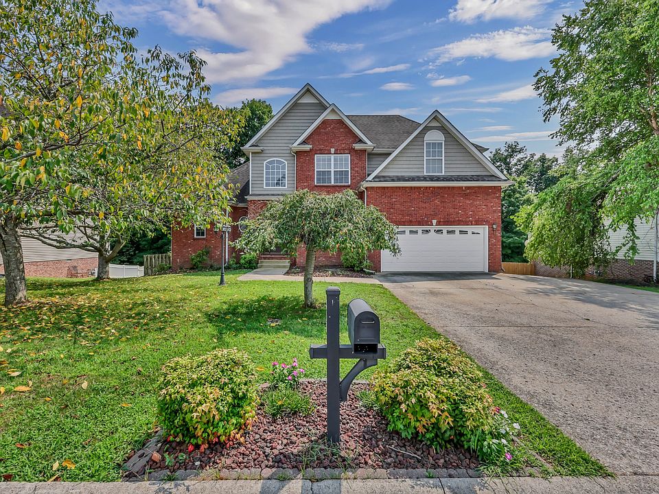 1st image of 510 Winding Bluff Way