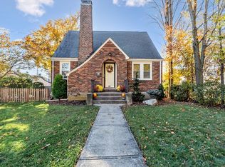 819 East St, Dedham, MA 02026