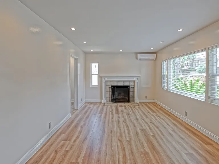 1741 2nd St — Photo 34