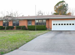 1805 Waterloo Ave, Denison, TX 75020