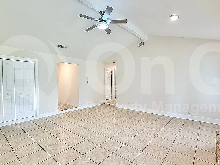 509 Greenway Dr — Photo 8
