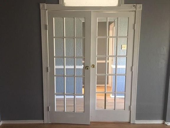 3rd image of 432 Covey Ln