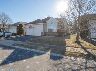 13 Rochford Dr, Manchester, NJ 08759