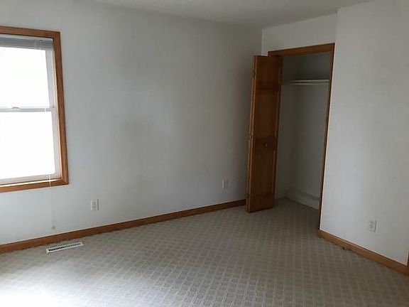 5th image of 26106 N Shore Dr