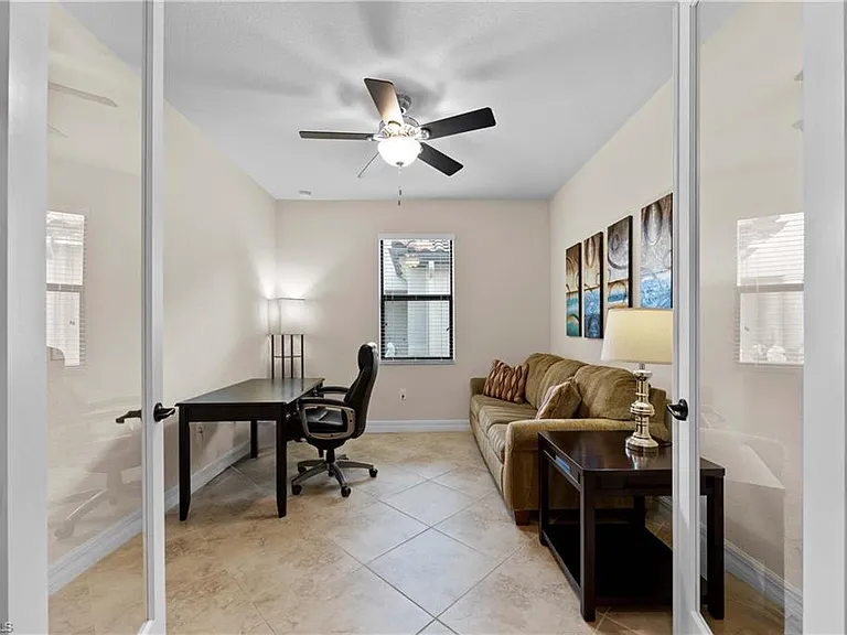9254 Veneto Pl — Photo 15
