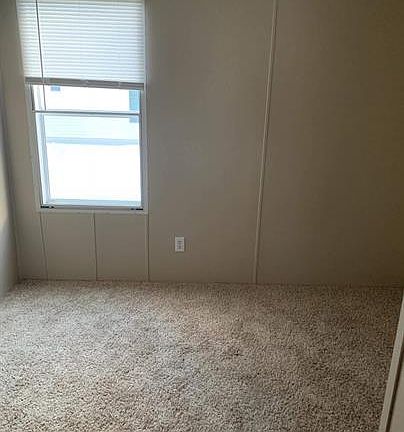5th image of 410 Lake St Lot 5