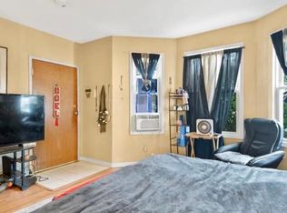 180 Beaver St #2, Ansonia, CT 06401