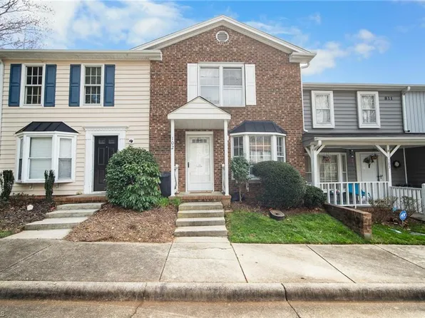 811 Ashebrook Dr, Greensboro, NC 27409