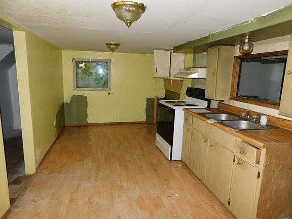 2nd image of 24956 Twin Lakeshore Dr