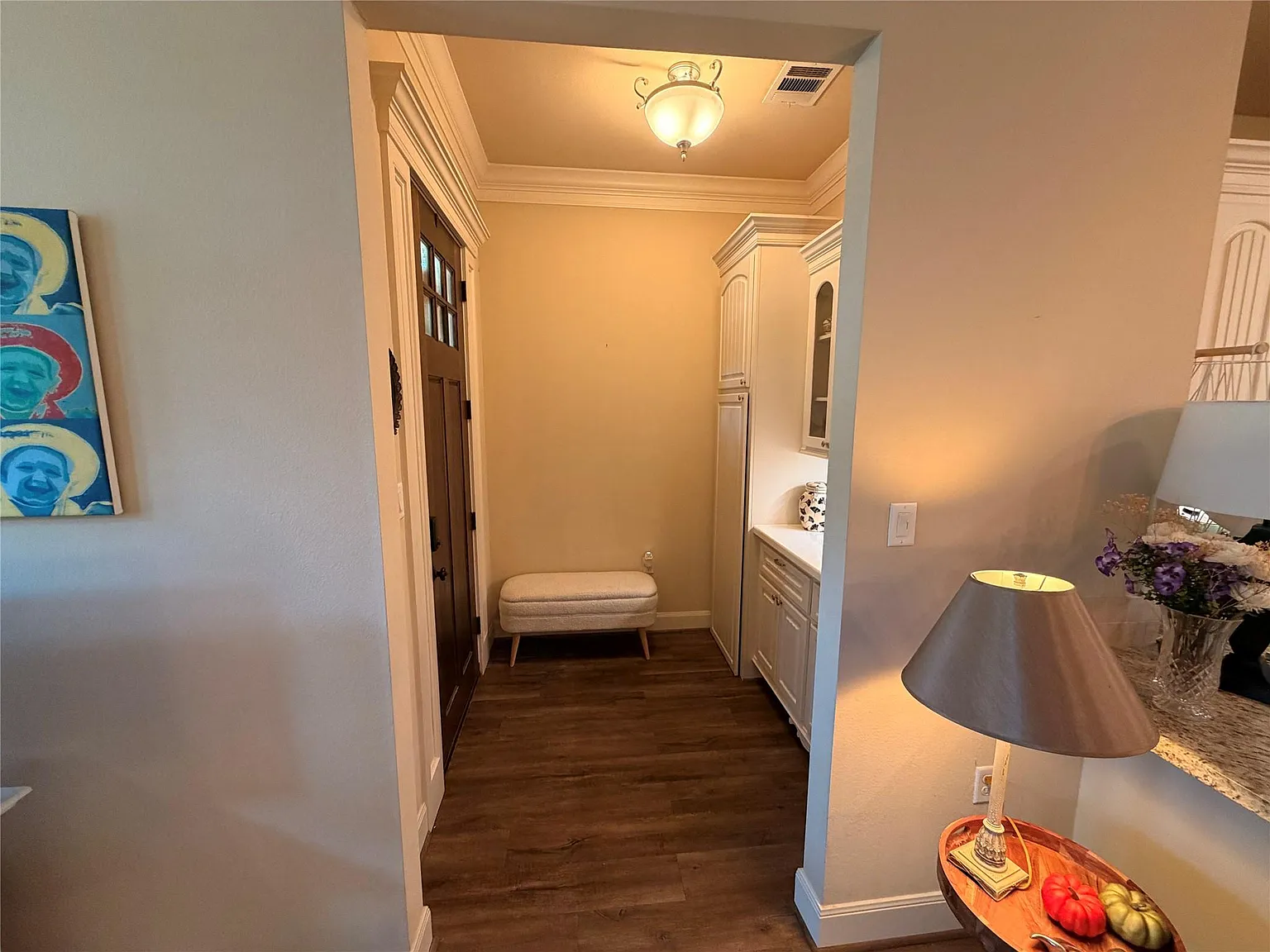 3 bed, 2.5 bath, 2194 sqft, $3,400 — Photo 3