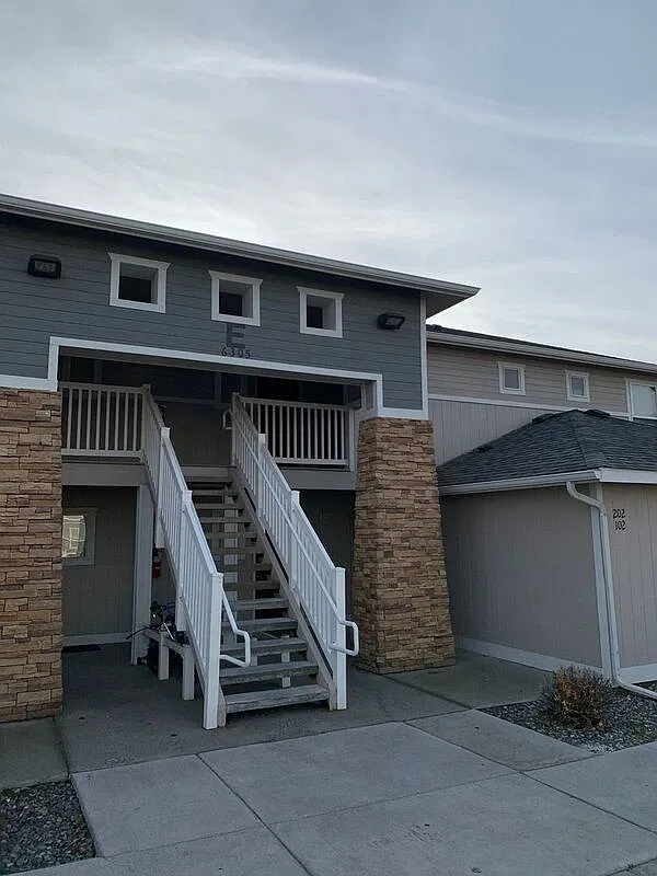 6305 Chapel Hill Blvd — Photo 1