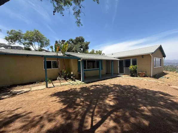 8560 1/2 Winter Gardens Blvd, Lakeside, CA 92040