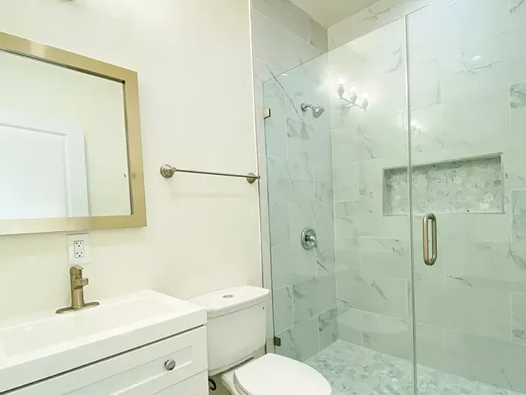 4033 Adair St — Photo 2