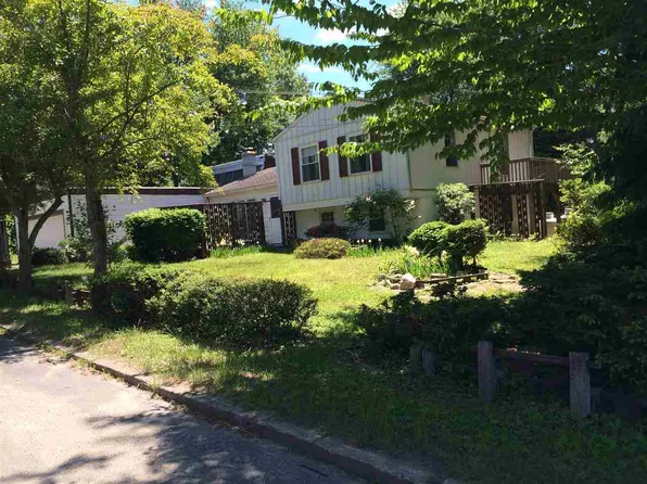 4 Mark St, Woodridge, NY 12789