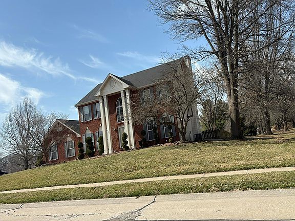 4th image of 4307 Woodfield Pl