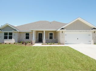 9172 Ridge Dr, Navarre, FL 32566