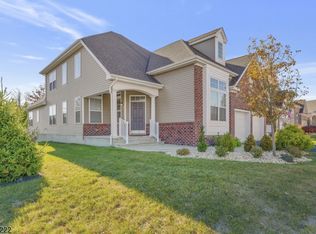 1 Bellis Cir, Hillsborough, NJ 08844