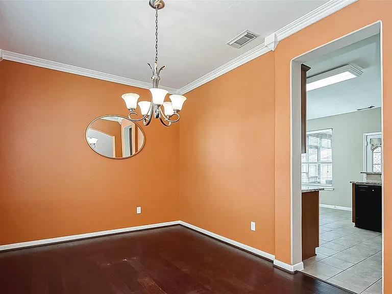2218 Falcon Knoll Ln — Photo 6