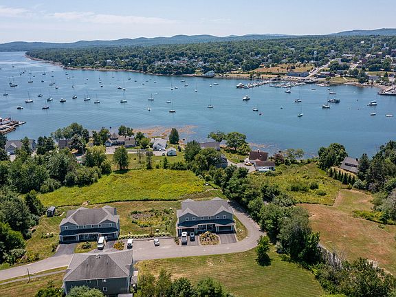 4th image of 8 Shipmasters Cove Road #8