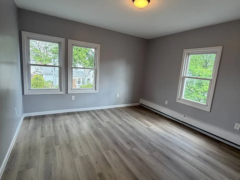107-22 Monterey St #2 — Photo 4