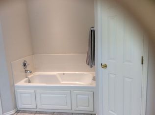 11021 Larkin Ln, Midwest City, OK 73130