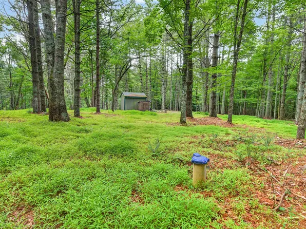 823 Marian Rd, Dugspur, VA 24325