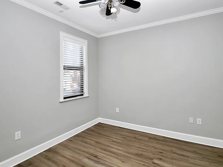 608 Garden District Dr — Photo 16