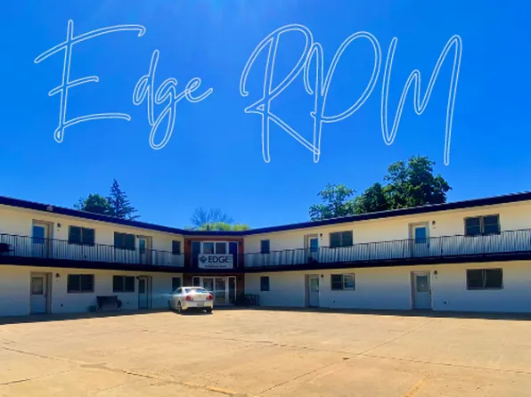 Mohawk, 104 S Linn Ave #4, New Hampton, IA 50659