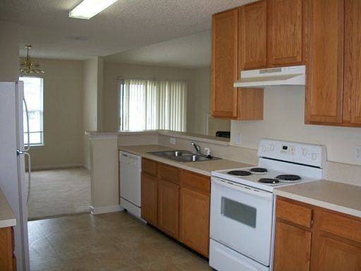 5th image of 1539 Cotton Clover Dr