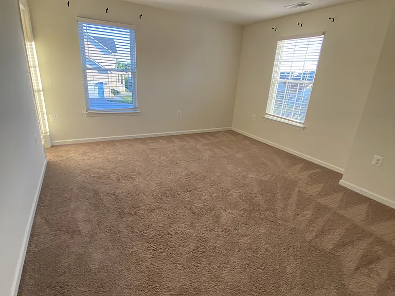697 Rivanna Run — Photo 40