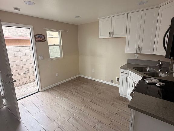 4th image of 8570 Via Norte Dr