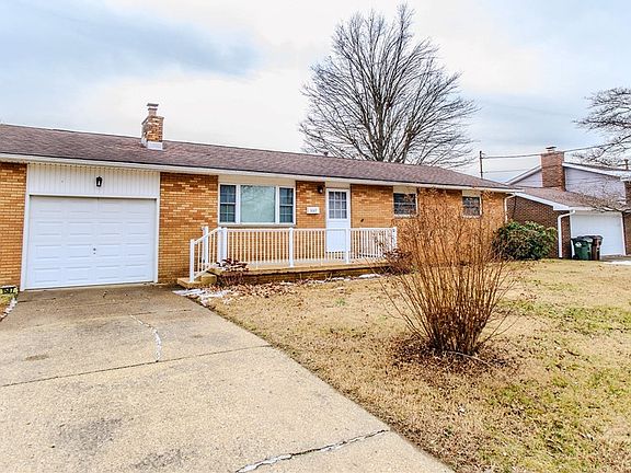 5th image of 1587 Lois St